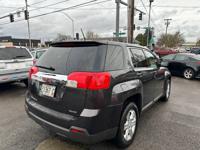 2014 GMC TERRAIN SLE-1 AWD Salem, Oregon - Image 6