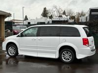 2016 Dodge Grand Caravan SXT - WHEELCHAIR VAN / IN FLOOR RAMP / LOW MI Wheelchair Van In Beaverton - Image 6