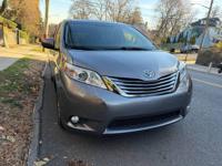 2015 Toyota Sienna XLE Staten Island NY - Image 3
