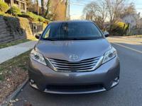 2015 Toyota Sienna XLE Staten Island NY - Image 4