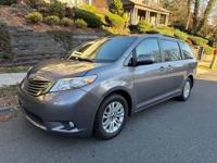 2015 Toyota Sienna XLE Staten Island NY - Image 6