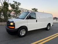 2018 CHEVROLET EXPRESS G 3500 CARGO VAN Staten Island NY - Image 4