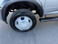 2022 DODGE RAM 5500 HEAVY DUTY 6.7 CUMMINS DIESEL FLAT BED DUALLY 4X4 WHEAT RIDGE COLORADO - Image 5