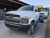 2023 NEW CHEVROLET 5500CAB & CHASSIS 6.6L-V8 TURBO DIESEL TRUCK Houston - Image 2