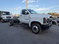 2023 NEW CHEVROLET 5500CAB & CHASSIS 6.6L-V8 TURBO DIESEL TRUCK Houston - Image 3