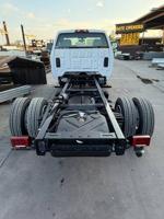 2023 NEW CHEVROLET 5500CAB & CHASSIS 6.6L-V8 TURBO DIESEL TRUCK Houston - Image 7