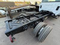 2023 NEW CHEVROLET 5500CAB & CHASSIS 6.6L-V8 TURBO DIESEL TRUCK Houston - Image 8