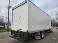 2010 Peterbilt 330 26 Box Truck Under CDL!!! Chicago - Image 6