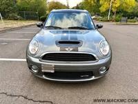 2009 MINI Cooper John Cooper Works 6-Speed 58K Low Miles 34-MPG Wagon Mack Motors Corporation - Image 5