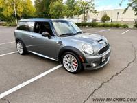 2009 MINI Cooper John Cooper Works 6-Speed 58K Low Miles 34-MPG Wagon Mack Motors Corporation - Image 6
