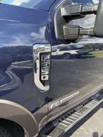 2020 Ford F-250 F250 F 250 Super Duty Lariat 4x4 4dr Crew Cab 6.8 ft. SB Pickup + Gator Truck Center of Ocala - Image 10