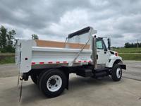 2010 INTERNATIONAL 7400 HD Dump Truck Allison Auto DT466 AC 65K LOW MI St Joseph MO - Image 4