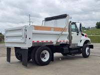 2010 INTERNATIONAL 7400 HD Dump Truck Allison Auto DT466 AC 65K LOW MI St Joseph MO - Image 7