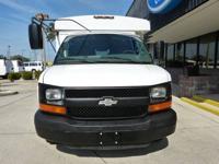 2007 *Chevrolet* *Express Commercial Cutaway *4.8L V8 GAS Rick's Auto Marketing Center South - Image 8