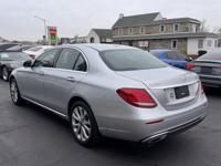 2019 MERCEDES-BENZ E300 4MATIC AWD / LOADED MODEL / WARRANTY ** LOOK * Feasterville Trevose - Image 6