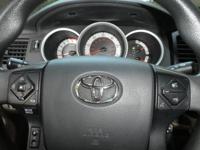 2015 Toyota Tacoma 60,000 miles and NO DEALER FEES Dawsonville / Cumming - Image 5