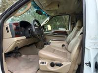 2006 Ford F-350 F350 F 350 Super Duty Lariat 4dr Crew Cab 4WD SB + M.K. Auto Sales Services Inc - Image 8