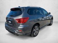 2019 Nissan Pathfinder SL SUV (346) 251-8354 to confirm-FINANCING AVAILABLE OAC - Image 6
