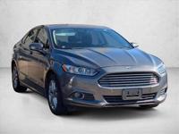 2013 Ford Fusion SE (346) 245-5090 to confirm-FINANCING AVAILABLE OAC - Image 4