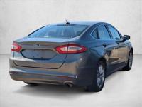 2013 Ford Fusion SE (346) 245-5090 to confirm-FINANCING AVAILABLE OAC - Image 5