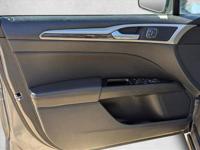 2013 Ford Fusion SE (346) 245-5090 to confirm-FINANCING AVAILABLE OAC - Image 10