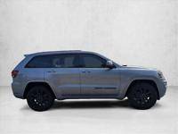 2020 Jeep Grand Cherokee Altitude 4x4 4WD SUV (904) 637-7794 to confirm-FINANCING AVAILABLE OAC - Image 5