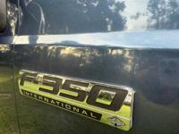 2005 Ford F-350 F350 F 350 Super Duty Lariat 4dr Crew Cab 4WD LB DRW + M.K. Auto Sales Services Inc - Image 10