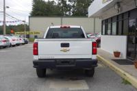 2017 Chevrolet Silverado 1500 - FINANCING AVAILABLE! - Dealmaker Auto DEALMAKER AUTO SALES - - Image 6