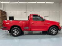 2003 Ford F-150 F150 XL Regular Cab Flareside / 4.2L V6 / ZERO RUST Tr M&M Investment Cars - Gladstone - Image 5