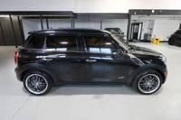 2012 MINI COOPER COUNTRYMAN S ALL4 Absolute Black NEW TIMING CHAIN Specializing in MINI's ONLY / Indoor Showroom - Image 4