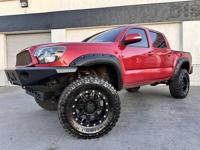 2014 Toyota Tacoma V6 4x4 V6 4dr Double Cab 5.0 ft SB 5A + FINANCING AVAILABLE!!!