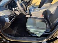 2017 JAGUAR XE CLEAN TITLE BLUE NEW ENGINE SPLENDORA TX - Image 9