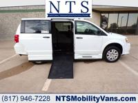 19 DODGE GRAND CARAVAN SE MOBILITY HANDICAP WHEELCHAIR MANUAL RAMP VAN Irving, TX