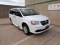 19 DODGE GRAND CARAVAN SE MOBILITY HANDICAP WHEELCHAIR MANUAL RAMP VAN Irving, TX - Image 5