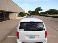19 DODGE GRAND CARAVAN SE MOBILITY HANDICAP WHEELCHAIR MANUAL RAMP VAN Irving, TX - Image 9