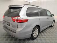 2015 Toyota Sienna Mini Van XLE Passenger Van Autos of Chicago - Image 4
