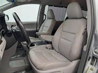 2015 Toyota Sienna Mini Van XLE Passenger Van Autos of Chicago - Image 9