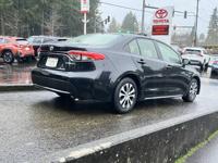 2020 Toyota Corolla Certified Electric Hybrid LE Sedan Mc Cord's Vancouver Toyota - Image 9