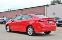 2019 Chevrolet Cruze Houston - Image 10