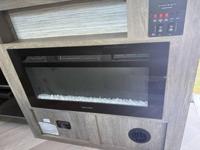 2022 Forest River heritage 22rbhl + Gator Truck Center of Ocala - Image 8