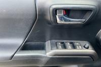 2022 Toyota Tacoma 4x4 4WD Truck TRD Off-Road Double Cab ((CALL FOR PRICE)) - Image 3