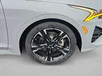 2022 Kia K5 GT-Line AWD All Wheel Drive AUTONATION - Call (425) 873-8280 to confirm availability - Image 10
