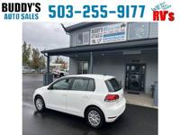2012 Volkswagen Golf 4 door hatchback low miles Automatic convenience Buddys R Vs - Image 4