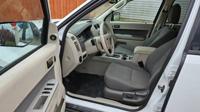 2010 Ford Escape Hybrid Low Miles - Vancouver WA - Image 6
