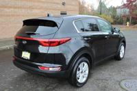 2017 Kia Sportage LX Lancaster Dr Se Salem OR 97317 - Image 5