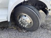 **2017 Ford F-650 Bus w/ 32 Passenger Seating!! ONLY 7,800 Miles!! Lancaster Ave., Malvern, PA - Image 4