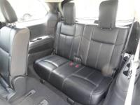 2020 Nissan Pathfinder SL Must See! Loaded! Great Price! Jacksonville - Image 9