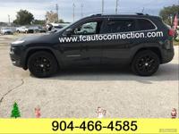 2018 Jeep Cherokee Latitude Plus 4x4 Latitude Plus 4dr SUV ORANGE PARK