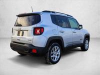 2018 Jeep Renegade Latitude 4x4 4WD SUV AUTONATION - Call (708) 813-2062 to confirm availability - Image 6