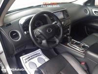 2013 Nissan Pathfinder Platinum 4x4 4dr SUV East Brunswick, NJ - Image 8